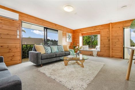 Photo of property in 24 Kirby Street, Glendene, Auckland, 0602