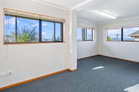 Photo of property in 8 Harbour View Road, Onerahi, Whangarei, 0110