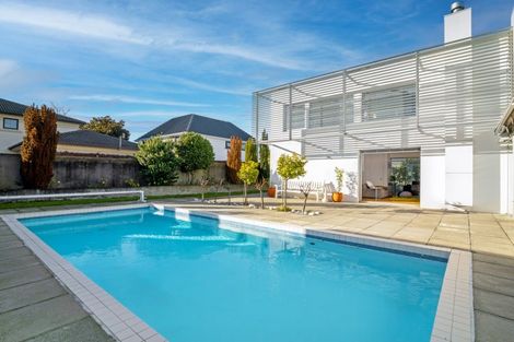 Photo of property in 97a Fendalton Road, Fendalton, Christchurch, 8014