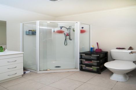 Photo of property in 3 Kokako Rise, Papakura, 2110