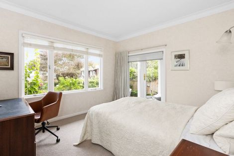 Photo of property in 22 Hunters Hill, Havelock North, 4130