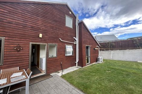 Photo of property in 15a Alta Place, Frankton, Queenstown, 9300