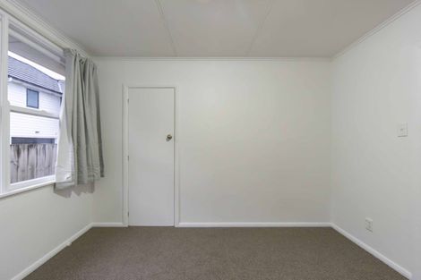 Photo of property in 17 Dowding Street, Melville, Hamilton, 3206