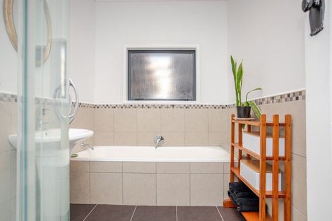 Photo of property in 114 Aerodrome Road, Dannevirke, 4972
