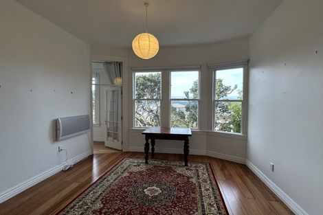 Photo of property in 61 Central Terrace, Kelburn, Wellington, 6012