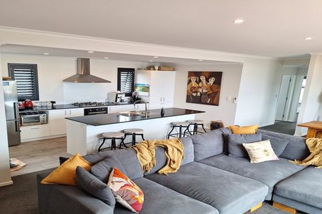 Photo of property in 18 Dee Street, Otane, 4202