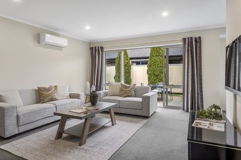 Photo of property in 3 Reeves Road, Rangiora, 7400