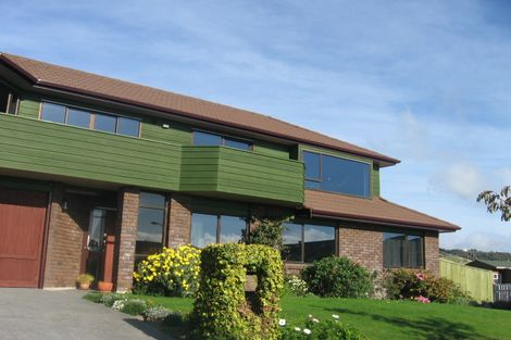 Photo of property in 4 The Top Gallant, Whitby, Porirua, 5024