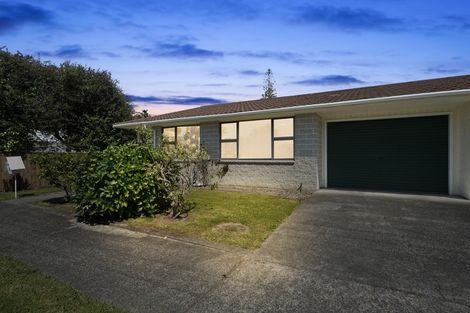 Photo of property in 2 Anzac Road, Otaki, 5512