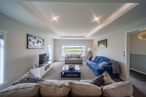 Photo of property in 18 Hurunui Drive, Te Awa, Napier, 4110
