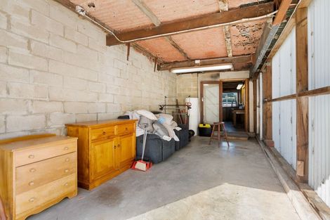 Photo of property in 3 Athol Place, Ravensbourne, Dunedin, 9022