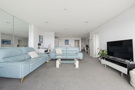 Photo of property in Quayside Apartments, 212/11 George Street, Whakatane, 3120