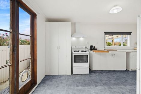 Photo of property in 24 Bennett Street, Waipawa, 4210