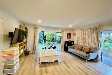 Photo of property in 133a/1 Hobsonville Road, West Harbour, Auckland, 0618