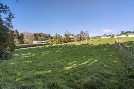 Photo of property in 60 Saxton Road, Upper Vogeltown, New Plymouth, 4371