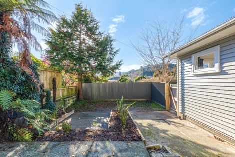 Photo of property in 110a Hine Road, Wainuiomata, Lower Hutt, 5014