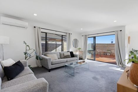 Photo of property in 22 Stamford Place, Ohauiti, Tauranga, 3112