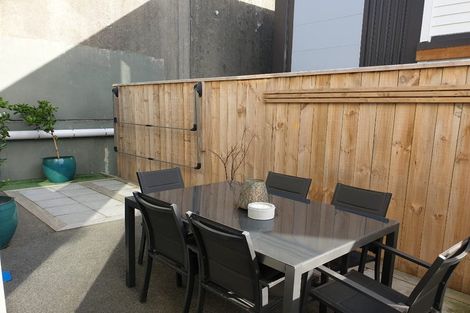 Photo of property in 7u8 Handyside Street, Tawa, Wellington, 5028