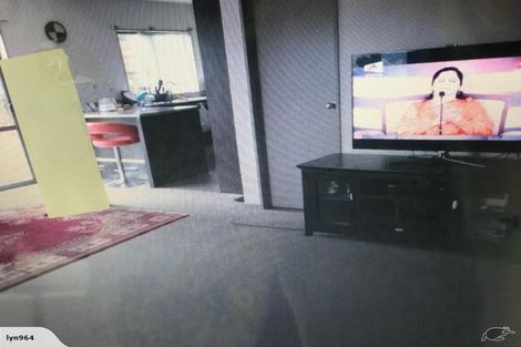 Photo of property in 17b Scotstoun Place, Glen Eden, Auckland, 0602