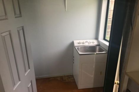 Photo of property in 3199 Great North Road, New Lynn, Auckland, 0600