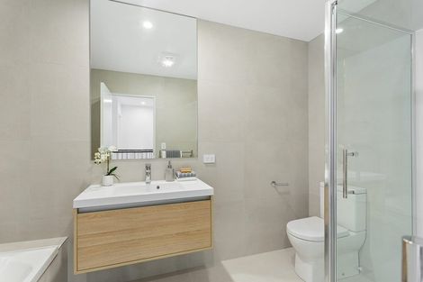 Photo of property in 9 Katikati Drive, Manurewa, Auckland, 2102