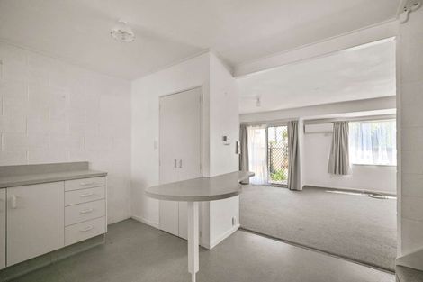 Photo of property in 2/2 Whitehead Road, Hastings, 4122