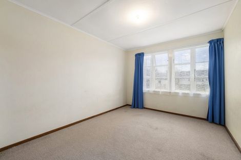 Photo of property in 1 Wood Grove, Naenae, Lower Hutt, 5011