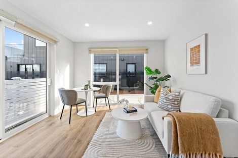 Photo of property in 206b Clovelly Road, Bucklands Beach, Auckland, 2012