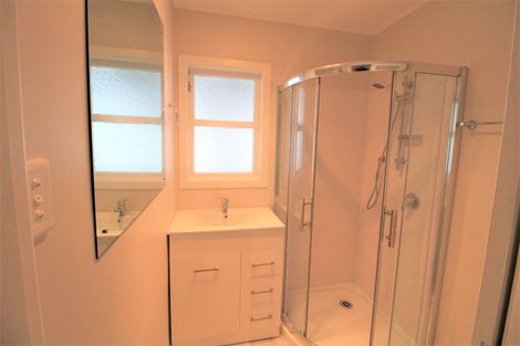 Photo of property in 44 Kervil Avenue, Te Atatu Peninsula, Auckland, 0610