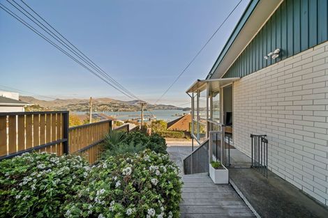 Photo of property in 5 Cornwall Road, Lyttelton, 8082