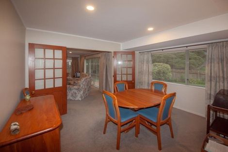 Photo of property in 10 Myers Grove, Churton Park, Wellington, 6037