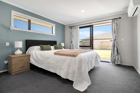 Photo of property in 11 Kimbrae Drive, Rototuna North, Hamilton, 3210