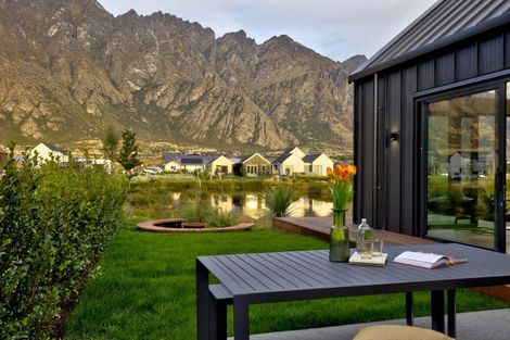 Photo of property in 7 Centurion Court, Jacks Point, 9371
