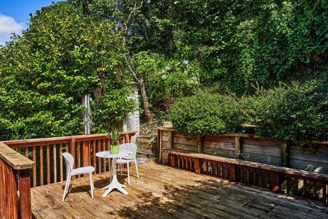 Photo of property in 39b Amapur Drive, Khandallah, Wellington, 6035