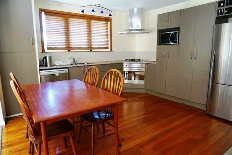 Photo of property in 35 Birdwood Road, Swanson, Auckland, 0612