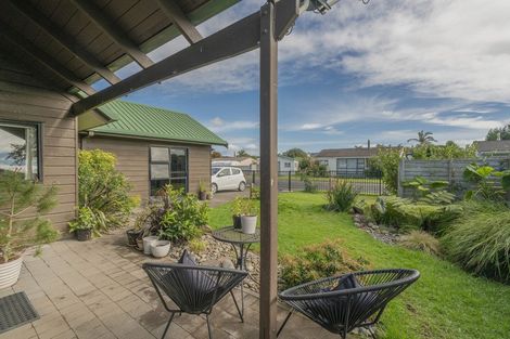 Photo of property in 1 Nicholas Avenue, Whitianga, 3510