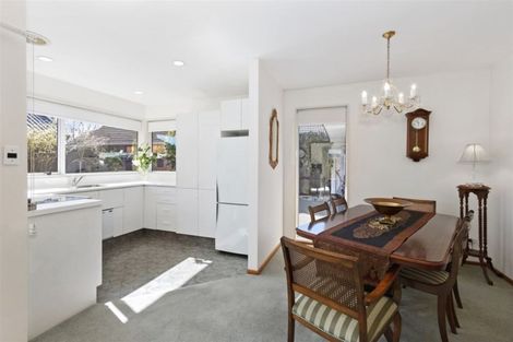 Photo of property in 64 Apsley Drive, Avonhead, Christchurch, 8042