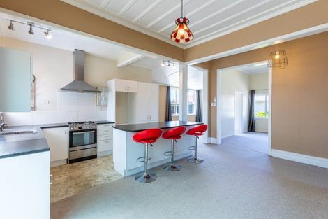 Photo of property in 46 Ross Street, Woodville, 4920