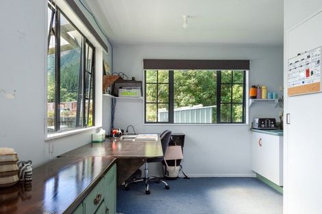 Photo of property in 137 Wakamarina Road, Canvastown, Havelock, 7178