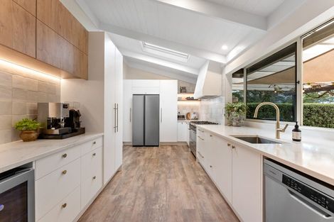 Photo of property in 35 Cloverfields Drive, Waimauku, 0812