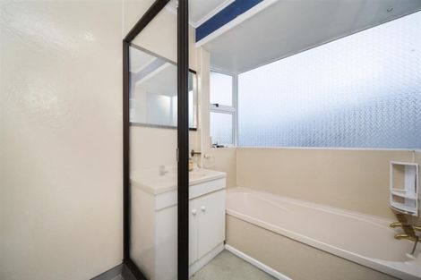 Photo of property in 15 Murray Avenue, Hawera, 4610