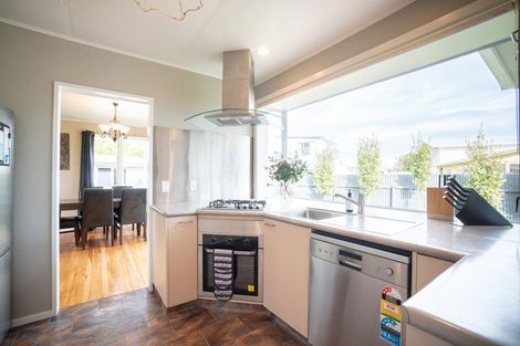 Photo of property in 2 Purnell Court, Awapuni, Palmerston North, 4412