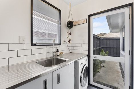 Photo of property in 23 Althorp Place, Avonhead, Christchurch, 8042