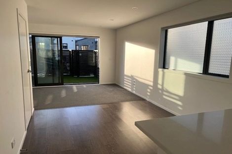 Photo of property in 27/28 Westgate Drive, Westgate, Auckland, 0614