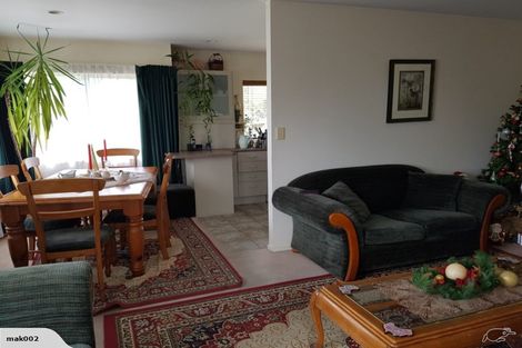 Photo of property in 1/46 Lyttelton Avenue, Forrest Hill, Auckland, 0620