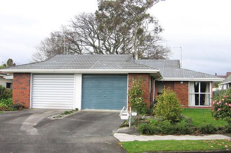 Photo of property in 12 Seaton Court, Hokowhitu, Palmerston North, 4410