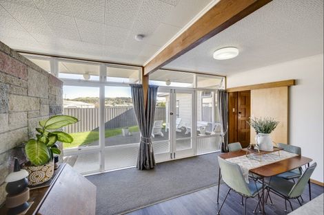 Photo of property in 24 Windsor Terrace, Taradale, Napier, 4112