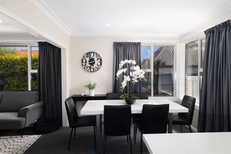 Photo of property in 16 Staveley Street, Avonhead, Christchurch, 8042