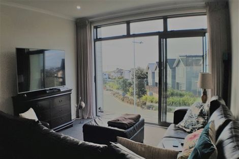 Photo of property in 84 Caldera Drive, Long Bay, Auckland, 0630