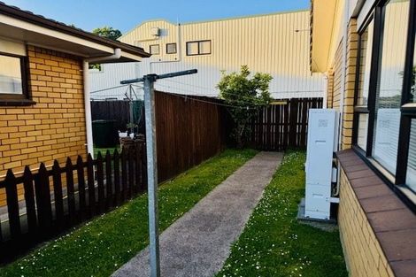 Photo of property in 4/327 Great South Road, Papakura, 2110